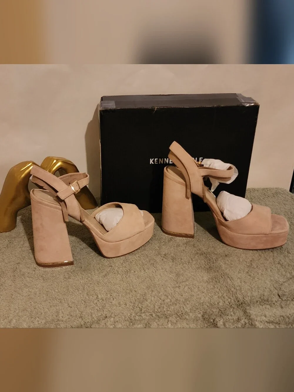 Kenneth Cole Bluff Suede Platform Sandals